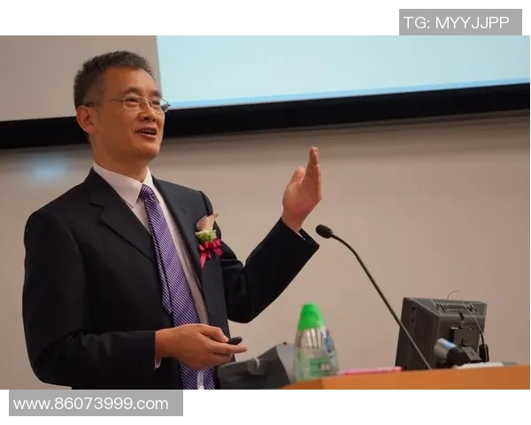 南京羽毛球队边路渗透革新之路探讨与实践分析