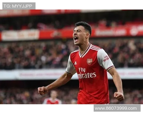 足球明星们的精彩舞姿大集合让你领略他们场外的魅力与风采 足球明星们的精彩舞姿大集合让你领略他们场外的魅力与风采