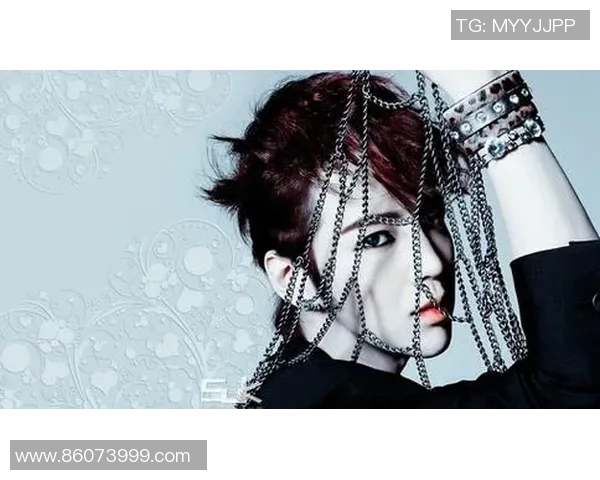 足球明星的优雅签名艺术展现了他们独特魅力与个性之美 足球明星的优雅签名艺术展现了他们独特魅力与个性之美